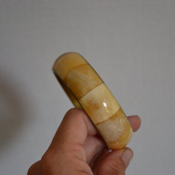 Vtg Thick Bone and Brass Bangle - Picture 6 of 7